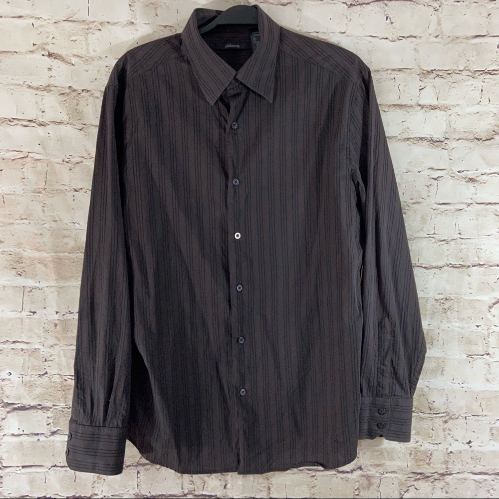 Claiborne modern fit brown black button down large